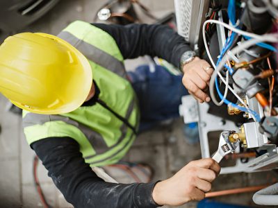 10 Ways to Reduce Your Electricity Bill This Year